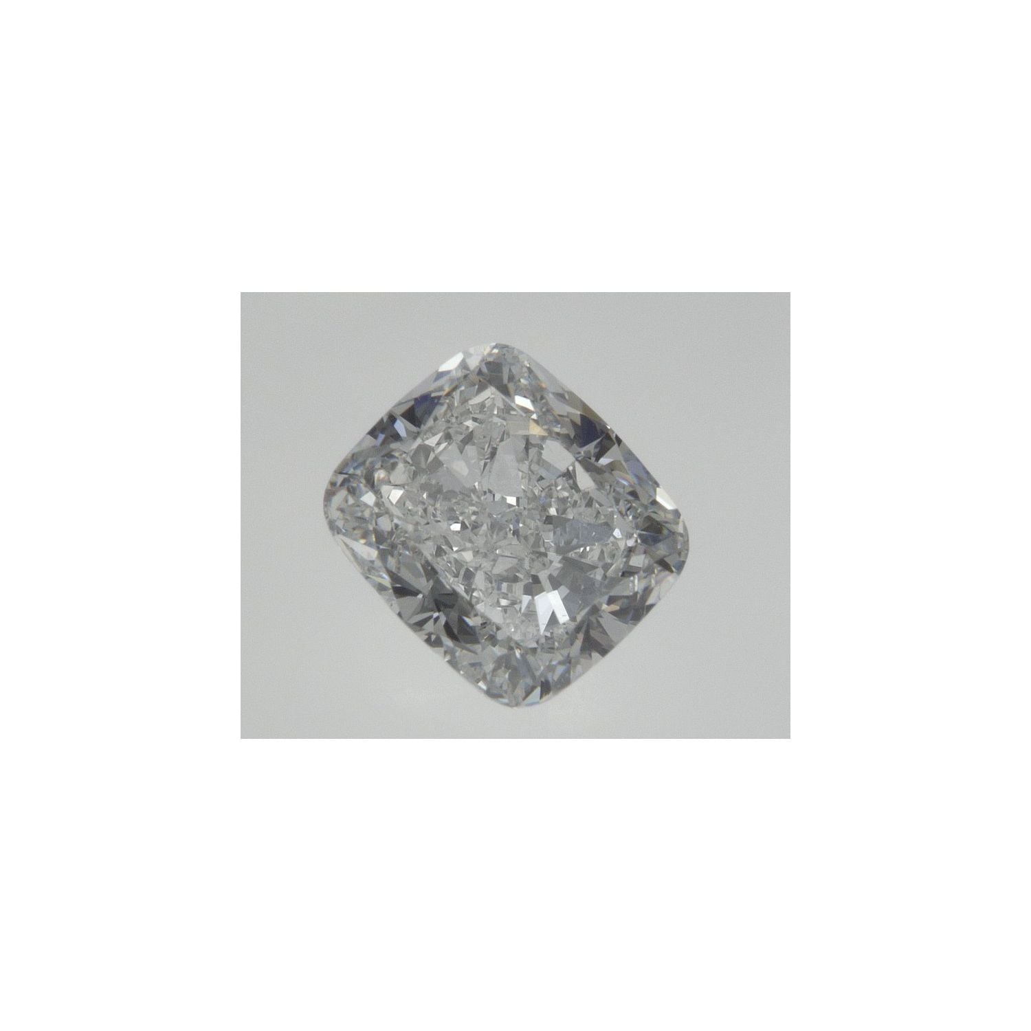 2.01 ct Elongated Cushion Natural Diamond – F SI1 – Faceted Cut – GIA Certified — Sapphire Row