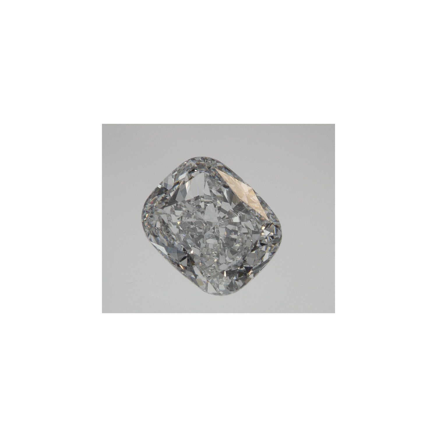 1.51 ct Elongated Cushion Lab-Grown Diamond – E VS1 – Faceted Cut – IGI Certified — Sapphire Row