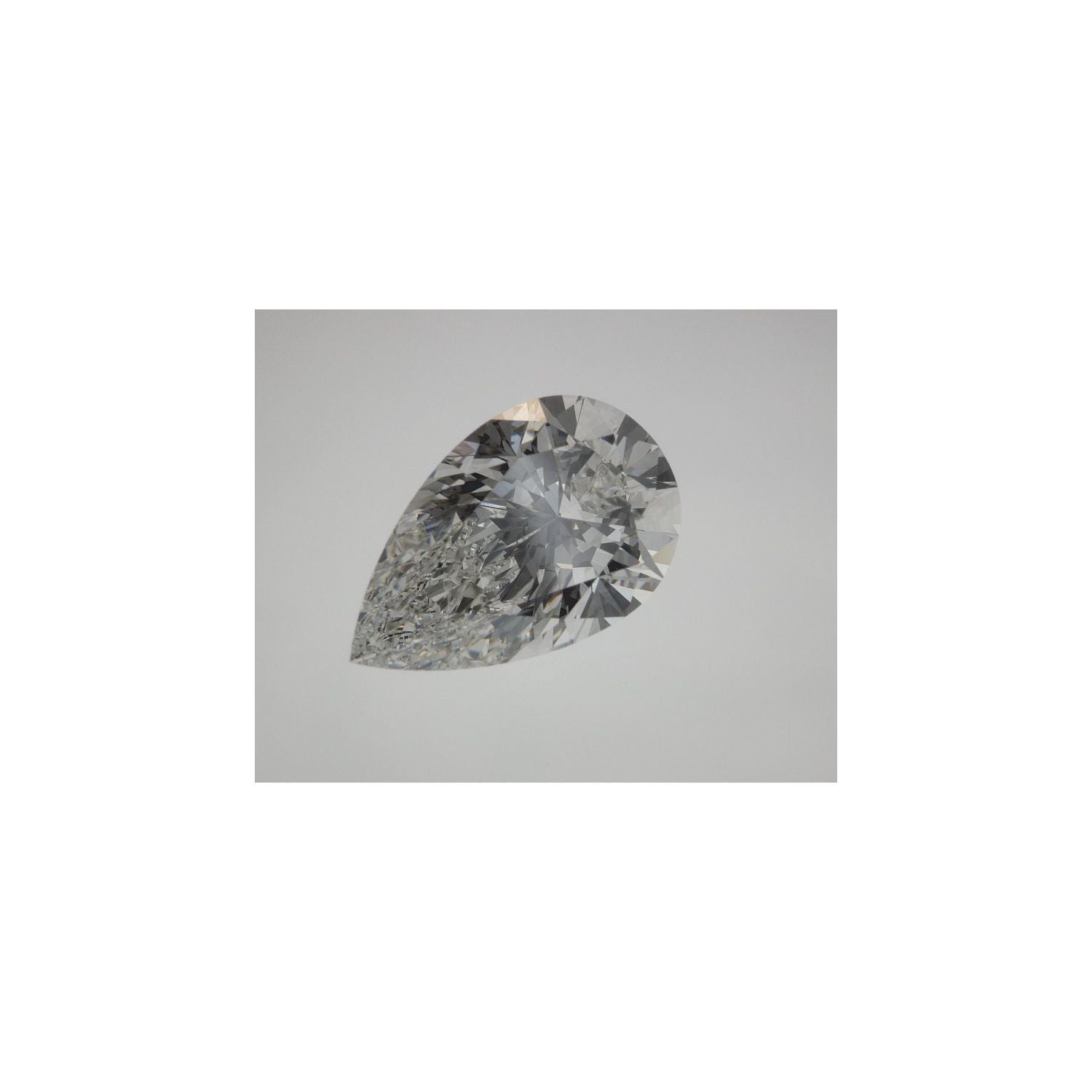 3.30 ct Pear Lab-Grown Diamond – G VVS2 – Faceted Cut – IGI Certified — Sapphire Row