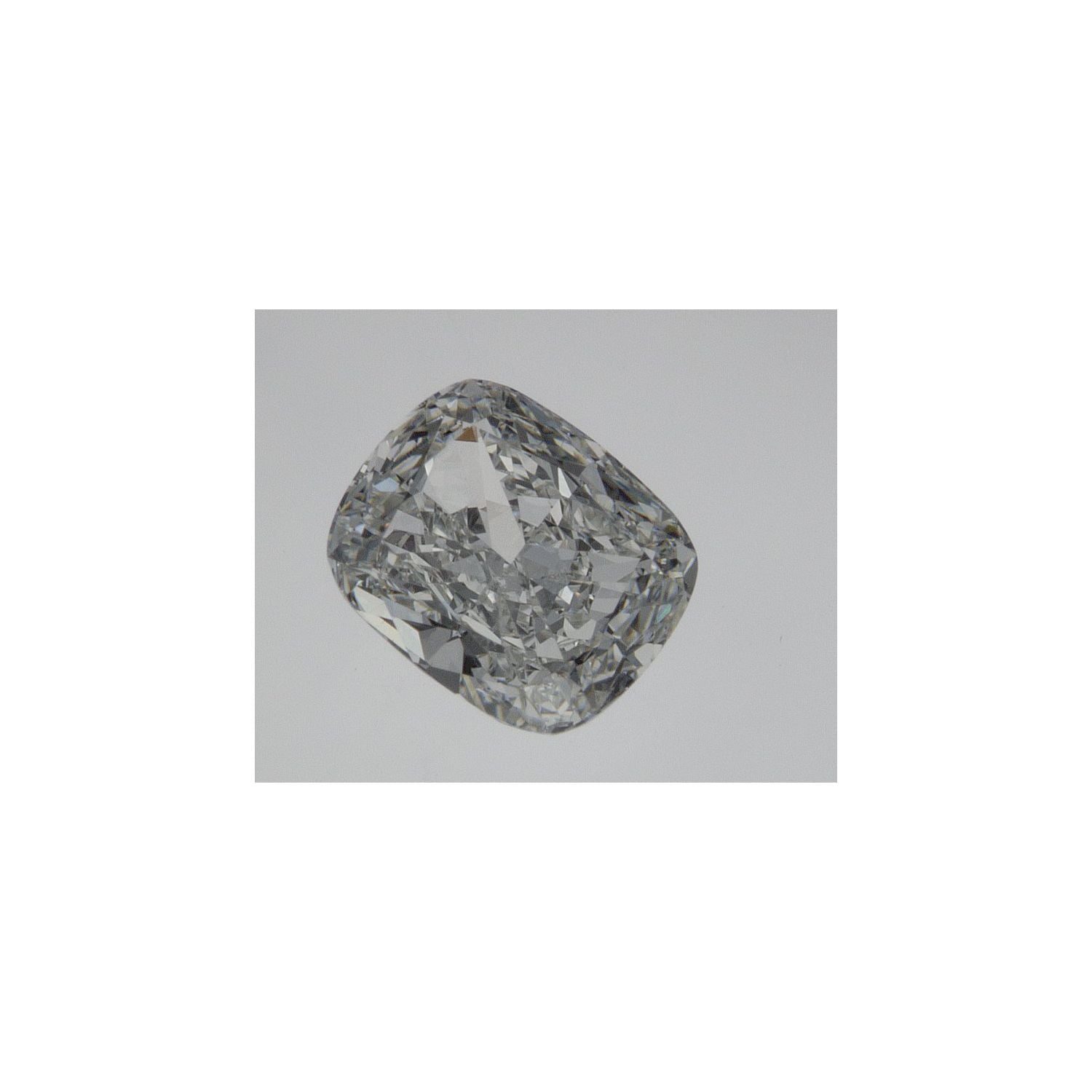 1.01 ct Elongated Cushion Lab-Grown Diamond – F VS2 – Faceted Cut – IGI Certified — Sapphire Row