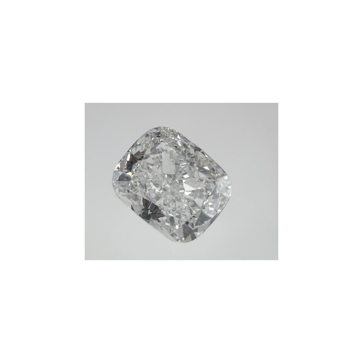 2.67 ct Elongated Cushion Lab-Grown Diamond – F VS1 – Faceted Cut – IGI Certified — Sapphire Row