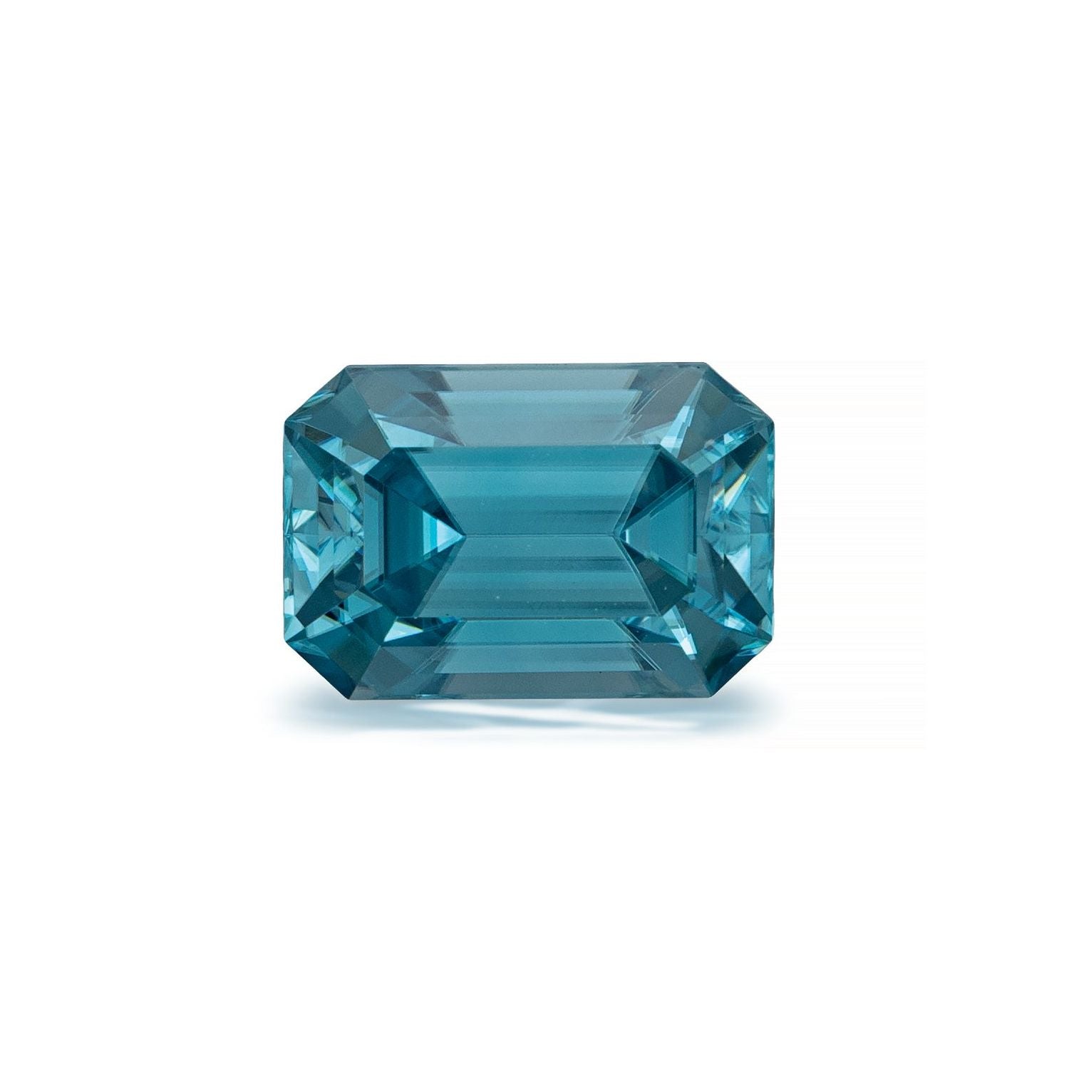 2.58 ct Emerald Natural Natural Zircon Zircon – Step-cut – N/A Certified — Sapphire Row