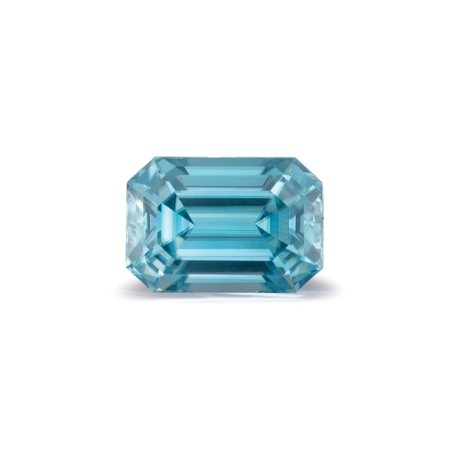 2.78 ct Emerald Natural Natural Zircon Zircon – Step-cut – N/A Certified — Sapphire Row