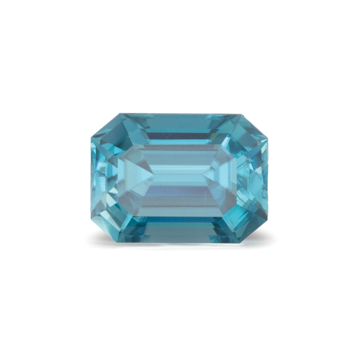 3.93 ct Emerald Natural Natural Zircon Zircon – Step-cut – N/A Certified — Sapphire Row