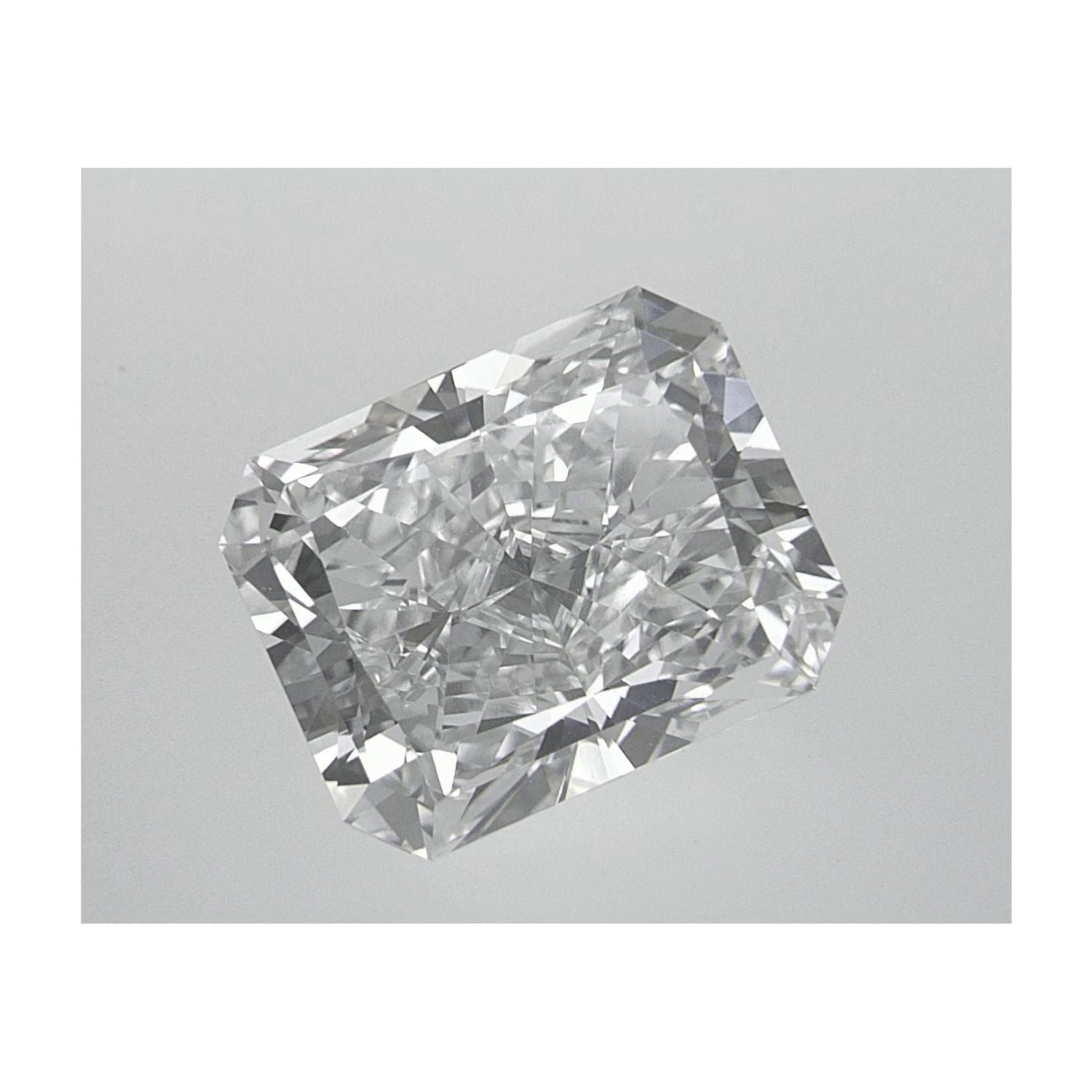 3.67 ct Radiant Lab-Grown Diamond – E VVS2 – Faceted Cut – IGI Certified — Sapphire Row