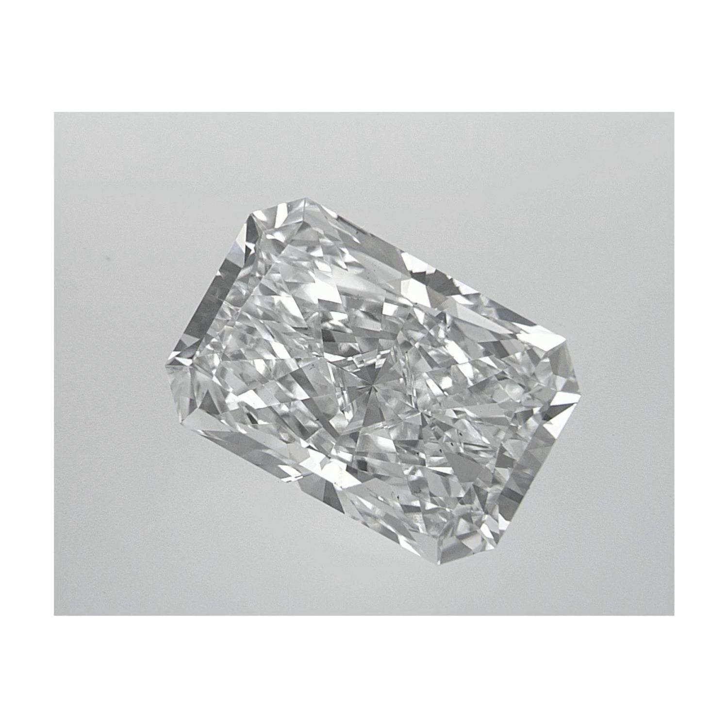 4.03 ct Radiant Lab-Grown Diamond – E VS2 – Faceted Cut – IGI Certified — Sapphire Row