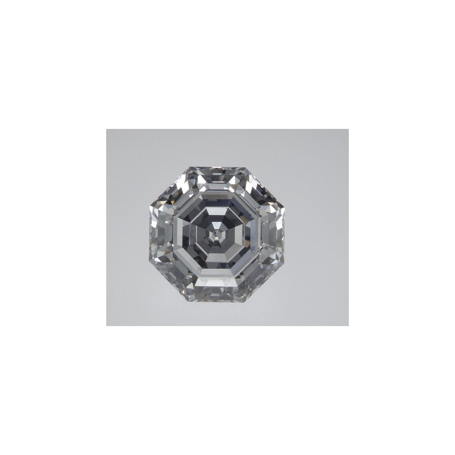 2.71 ct Octagon Lab-Grown Diamond – D VS2 – Step-cut – GIA Certified — Sapphire Row