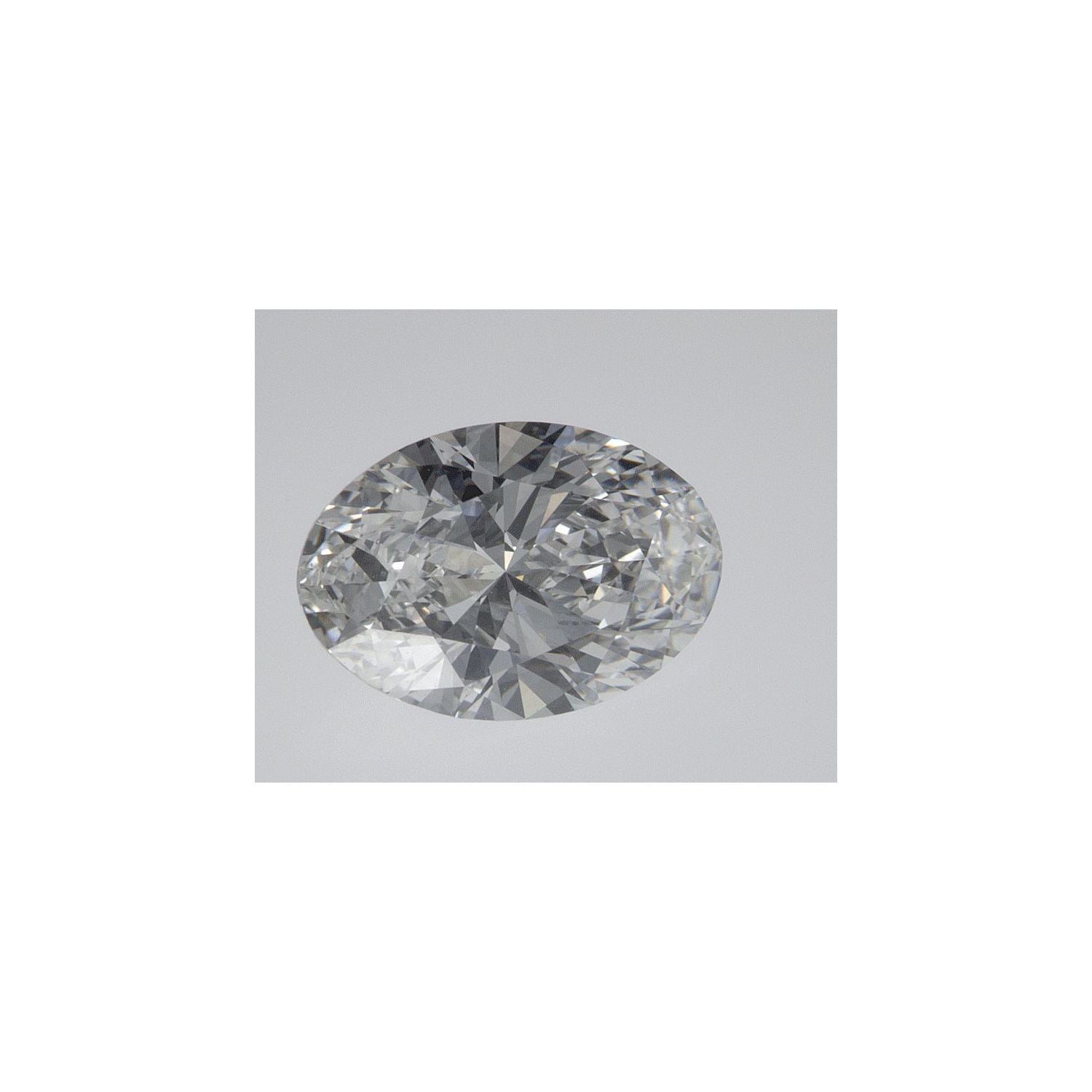 1.35 ct Oval Lab-Grown Diamond – E VVS2 – Faceted Cut – IGI Certified — Sapphire Row