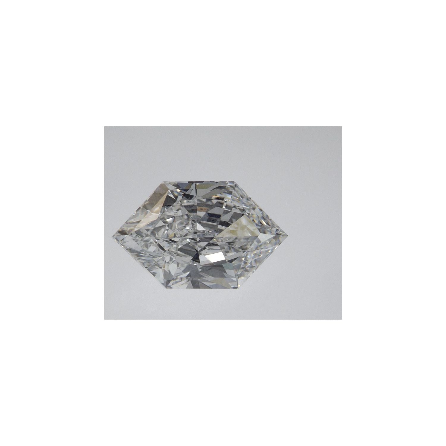 2.13 ct Elongated Hexagon Lab-Grown Diamond – E VS1 – Duchess Faceted-cut – IGI Certified — Sapphire Row