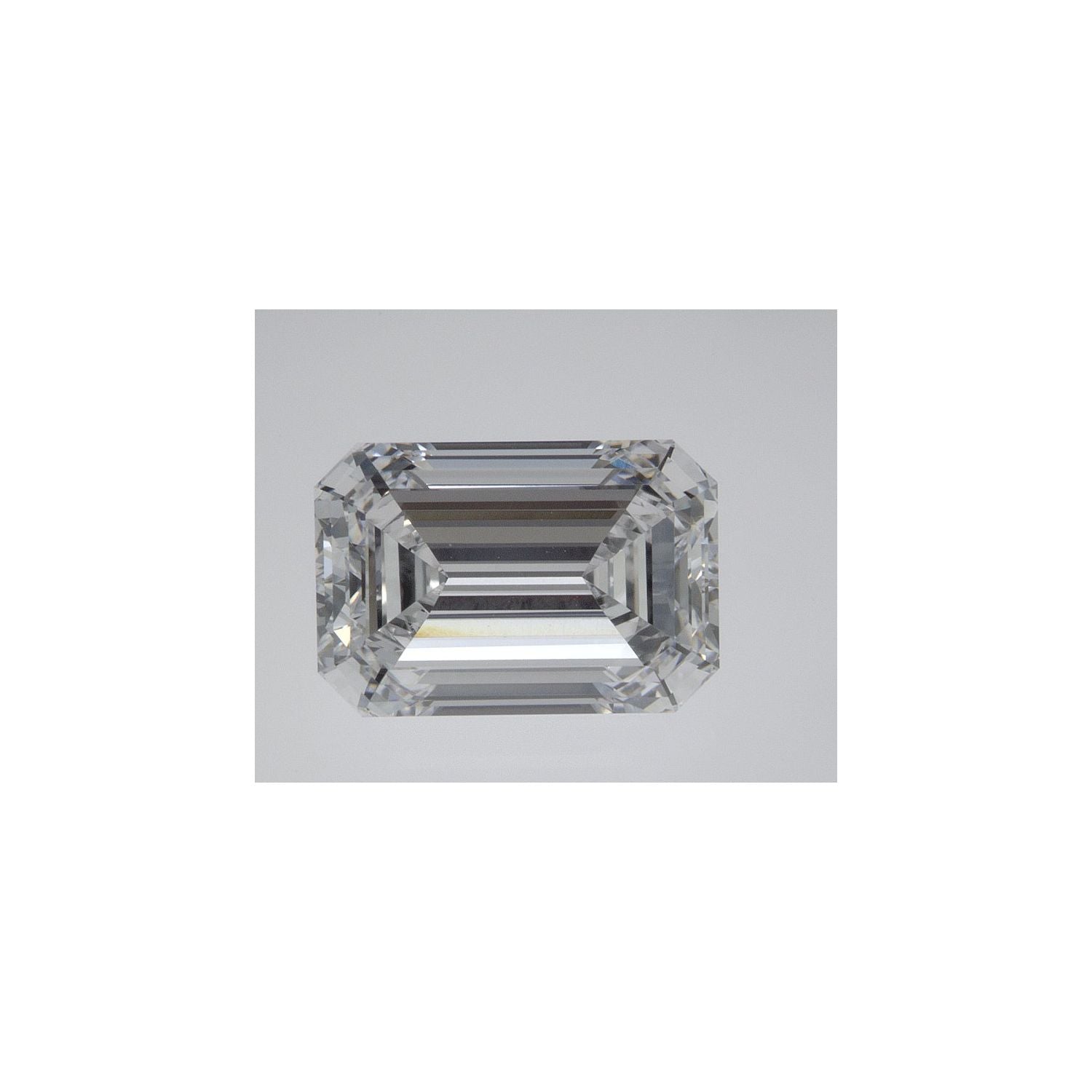 2.92 ct Emerald Lab-Grown Diamond – E VVS2 – Step-cut – IGI Certified — Sapphire Row