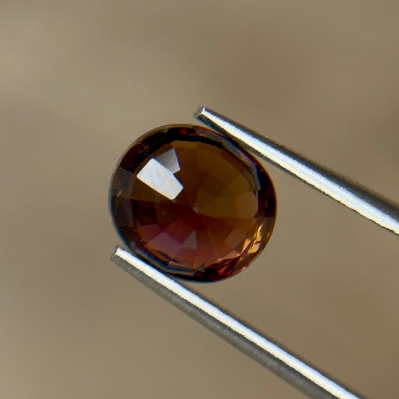 1.51 ct Natural Tourmaline Brownish Red – Oval Cut – AIG Certified