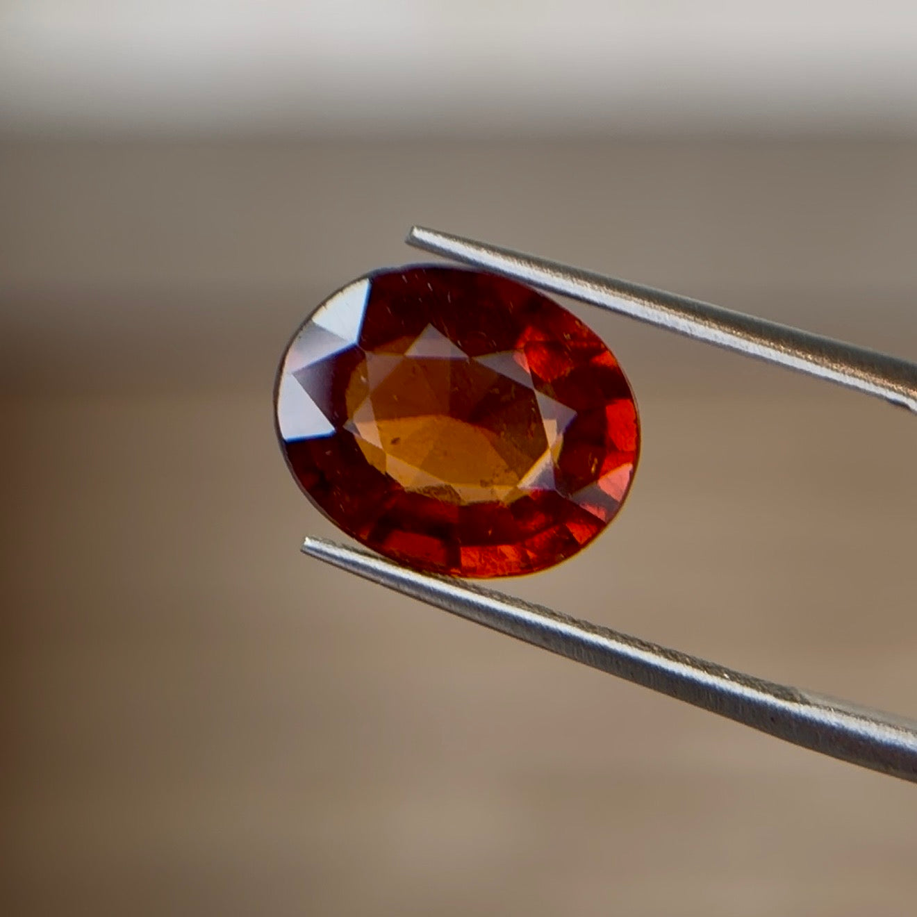 5.01 ct Natural Hessonite Garnet Honey Yellow – Oval Cut – AIG Certified