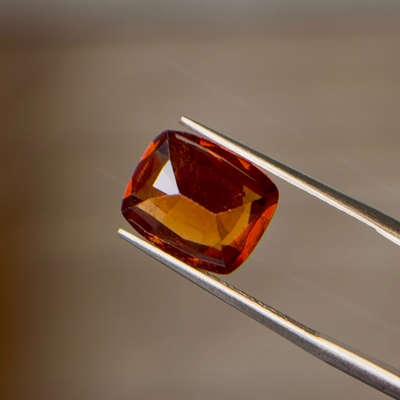 4.95 ct Natural Hessonite Garnet Honey Yellow – Cushion Cut – AIG Certified