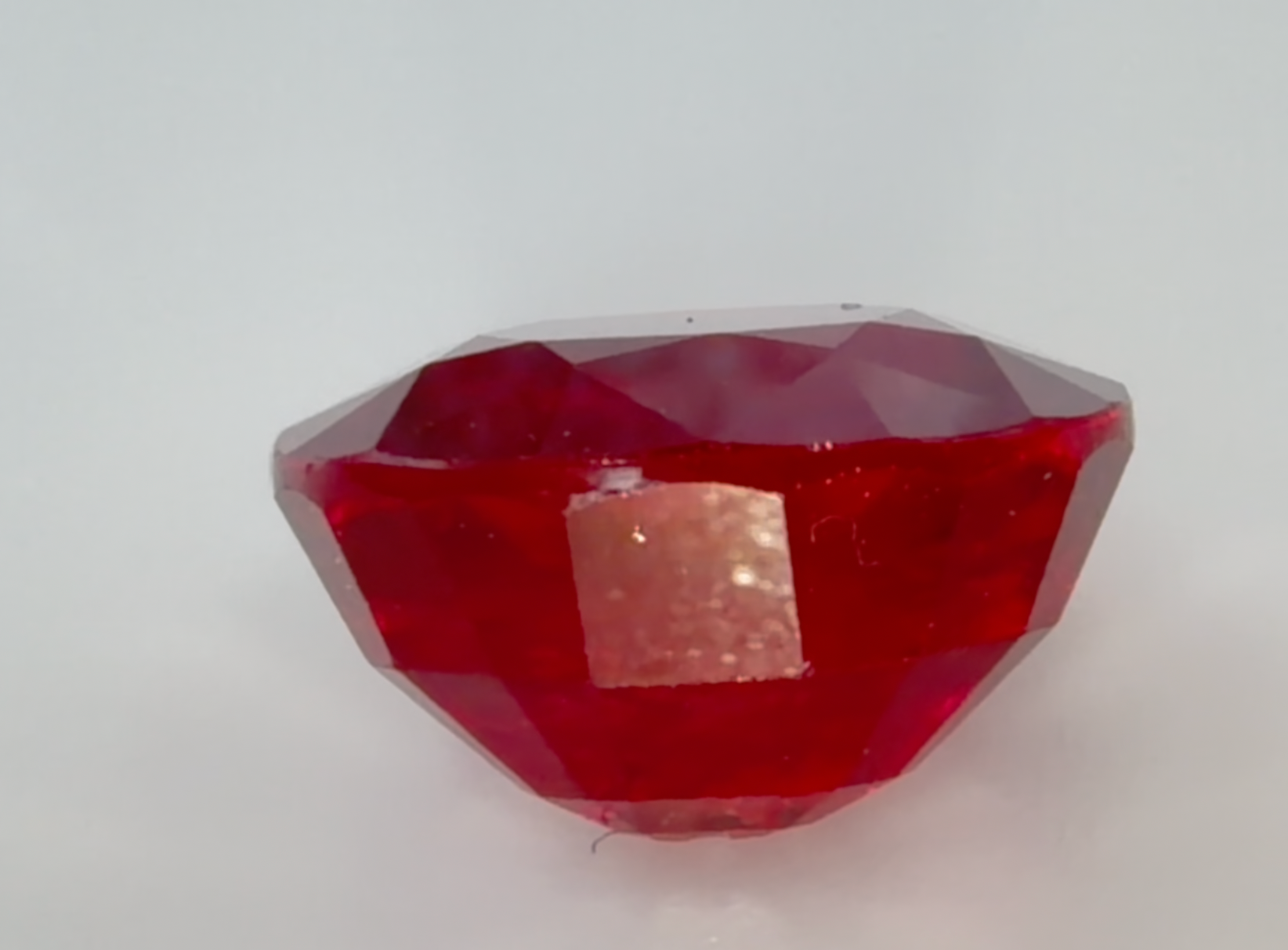 5.04 ct Red (Vivid) Ruby – Oval Cut – Heated – Madagascar
