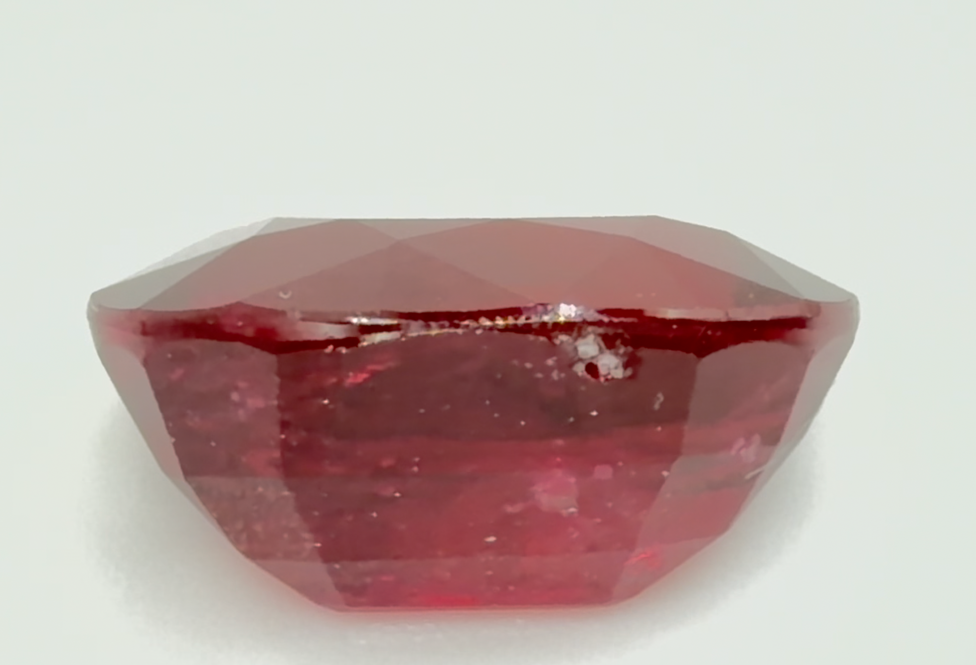 5.37 ct Red (Pigeon Blood) Ruby – Oval Cut – Heated – Madagascar
