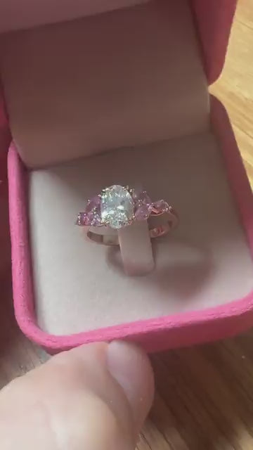 The finished ring in its box