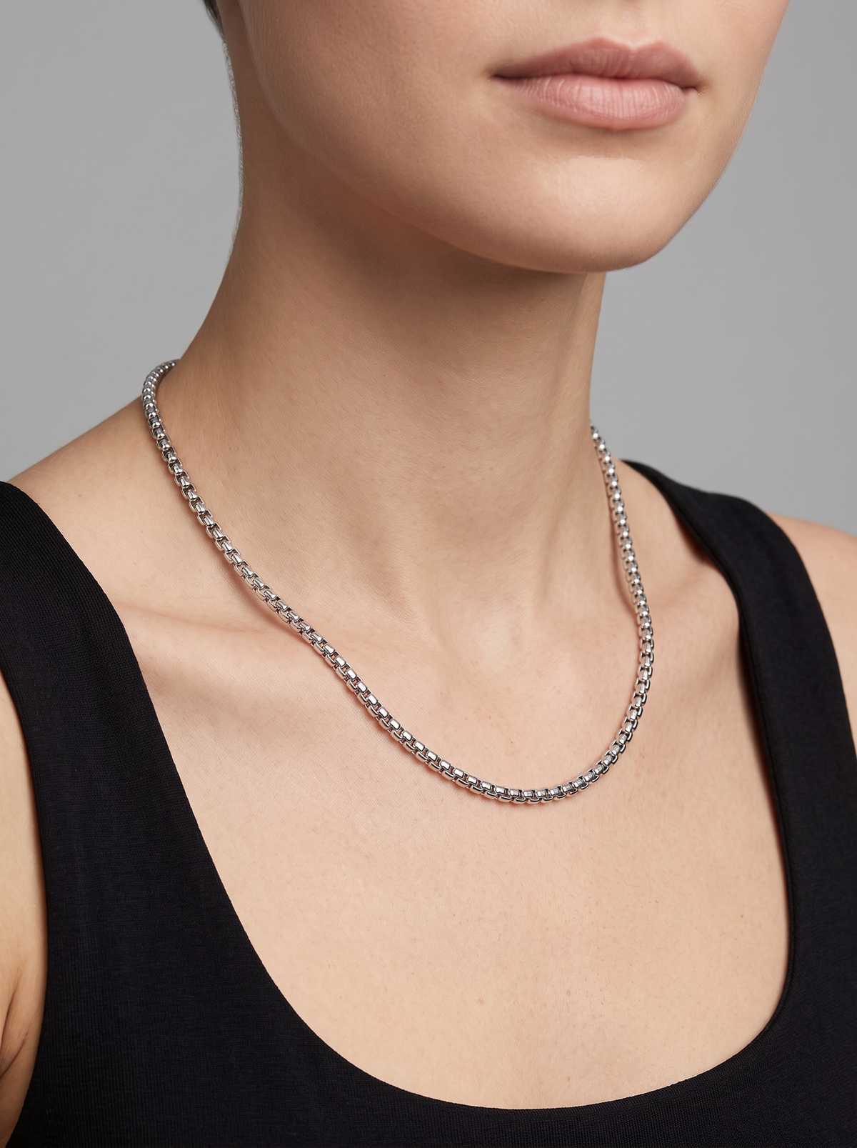 Rounded Box Chain Necklace in 14K White Gold, worn at the collarbone