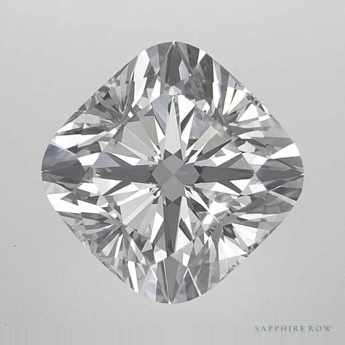 4.81 ct lab-grown diamond, cushion cut | Sapphire Row · cut7