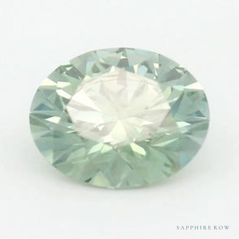 1.56 ct lab-grown fancy vivid green diamond, round cut | Sapphire Row · cut7