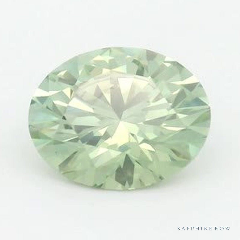 1.54 ct lab-grown fancy vivid green diamond, round cut | Sapphire Row · cut7