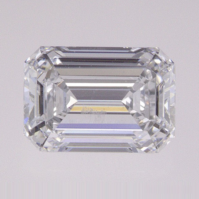 0.81 ct lab-grown diamond, emerald cut | Sapphire Row · cut7