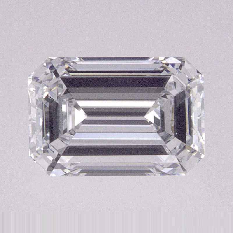 0.81 ct lab-grown diamond, emerald cut | Sapphire Row · cut7