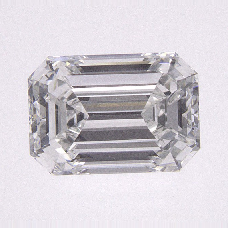 0.80 ct natural diamond, emerald cut | Sapphire Row · cut7