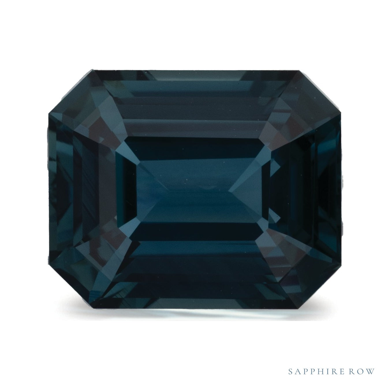 4.03 ct natural teal sapphire from Madagascar, emerald cut | Sapphire Row · cut7