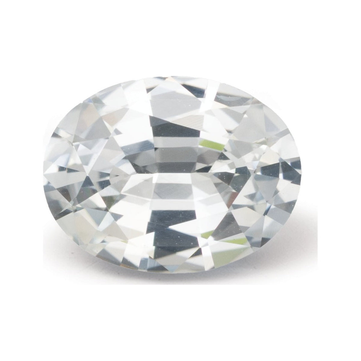 1.96 ct natural white sapphire from Sri Lanka, oval cut | Sapphire Row · cut7
