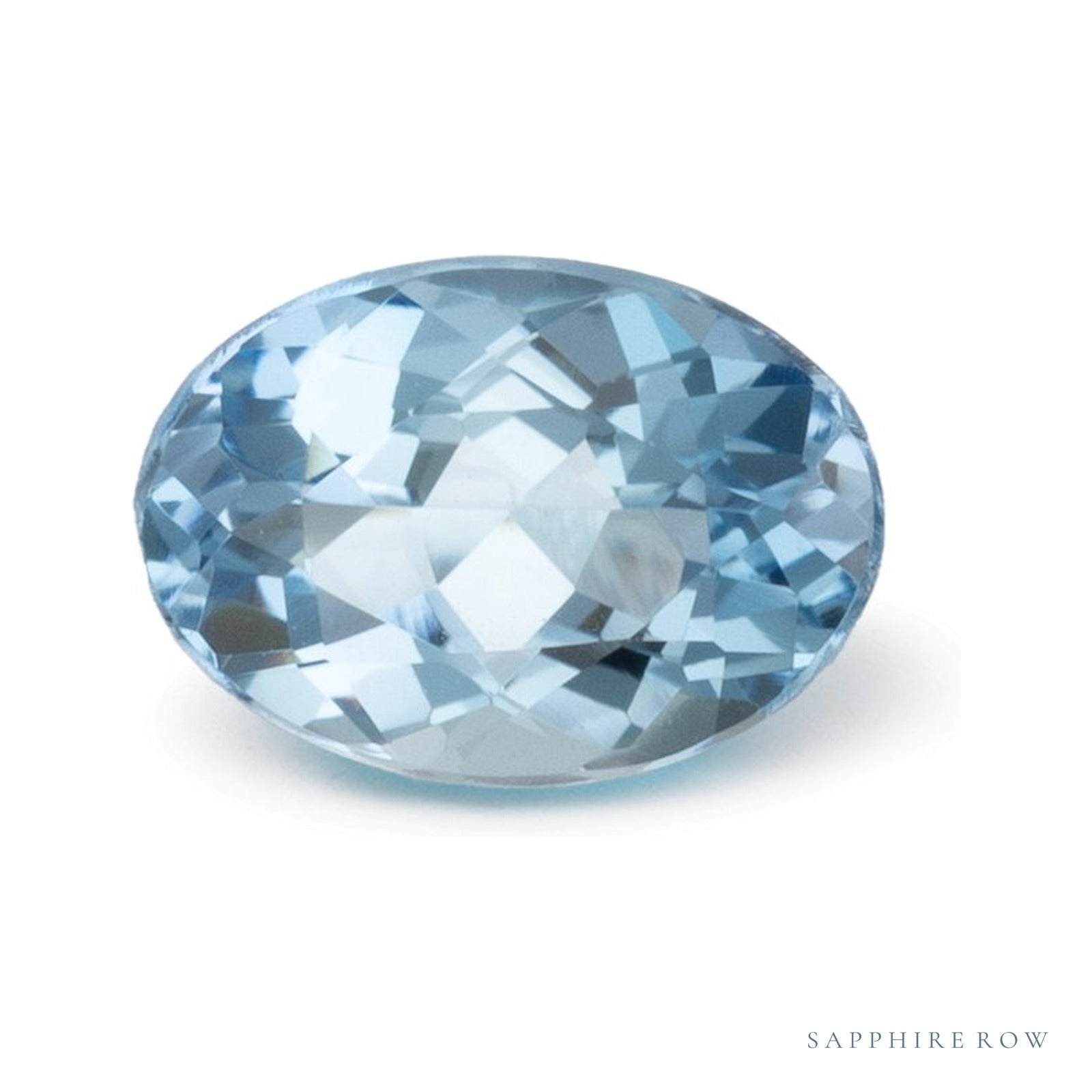 0.69 ct Oval Natural Aquamarine — Sapphire Row · cut4