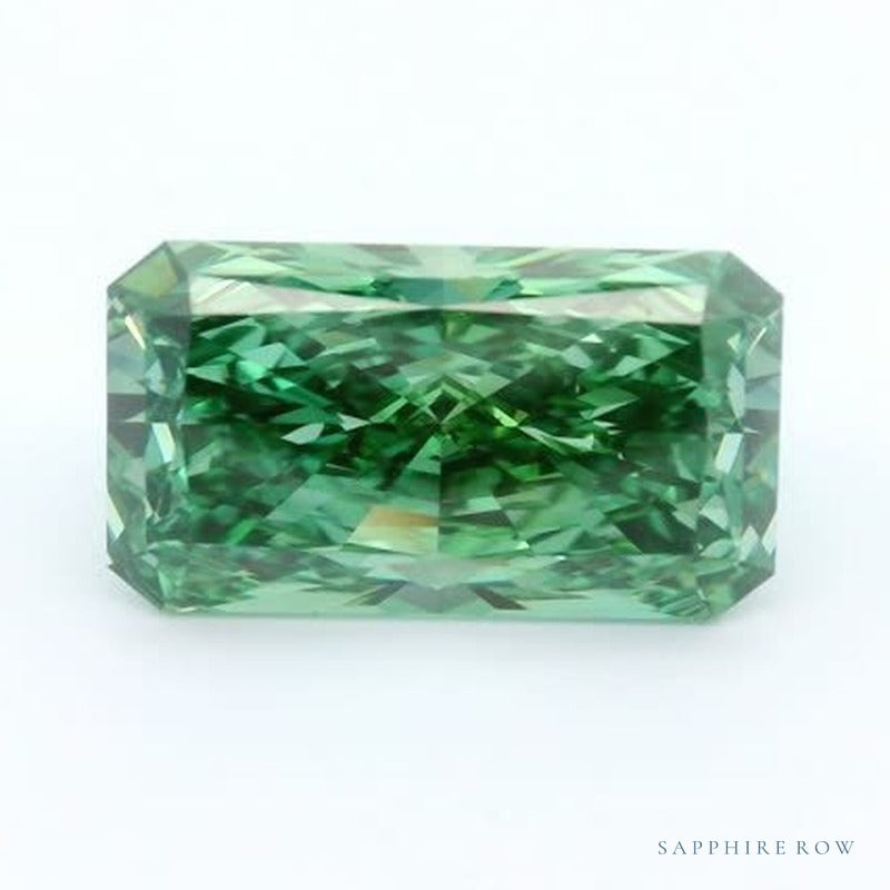 4.04 ct lab-grown fancy vivid green diamond, radiant cut | Sapphire Row · cut7