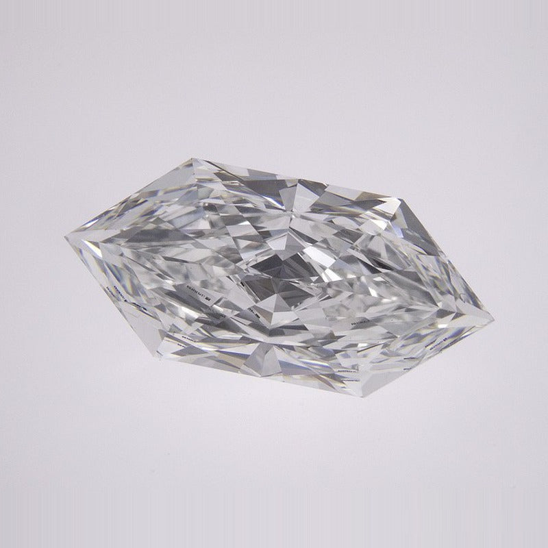 4.02 ct lab-grown diamond, elongated hexagon cut | Sapphire Row · cut7
