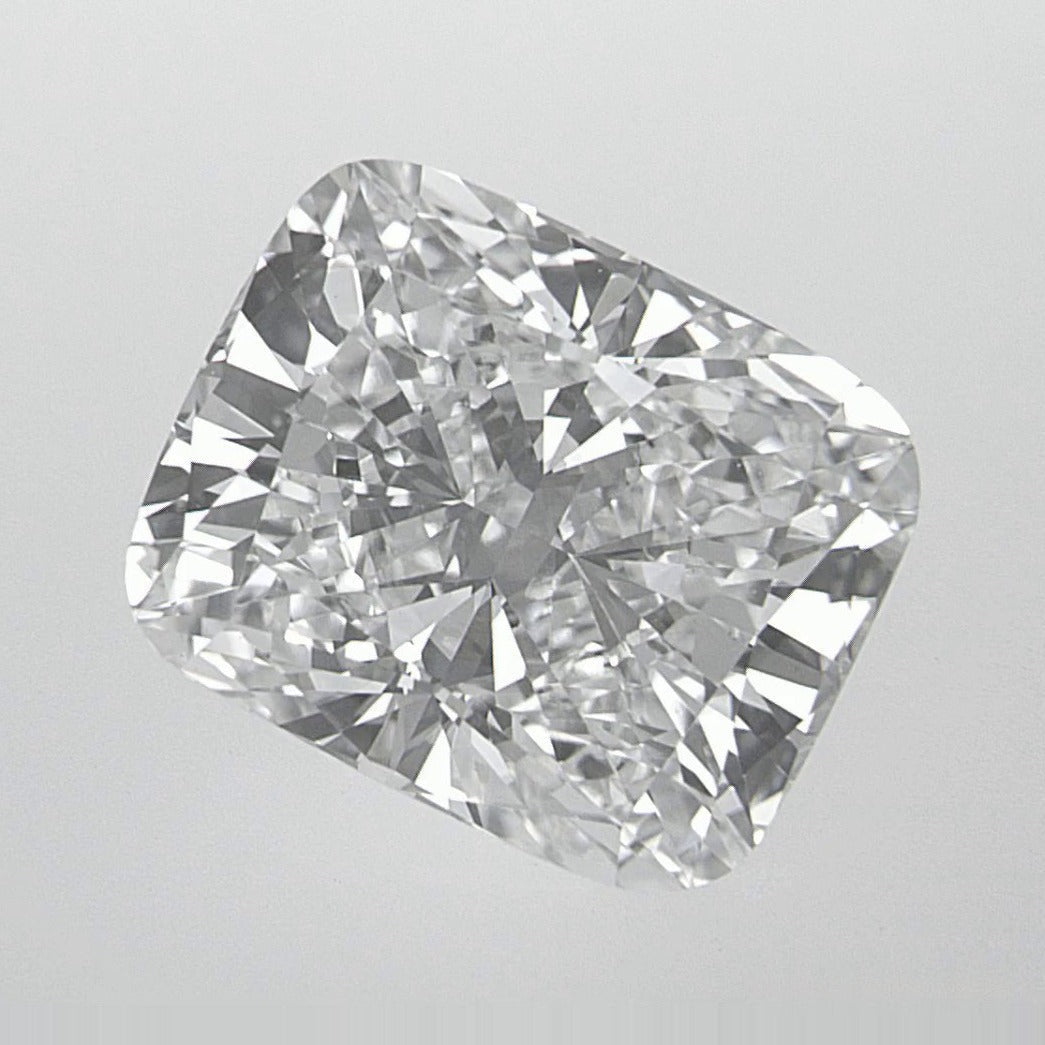 2.82 ct lab-grown diamond, elongated cushion cut | Sapphire Row · cut7
