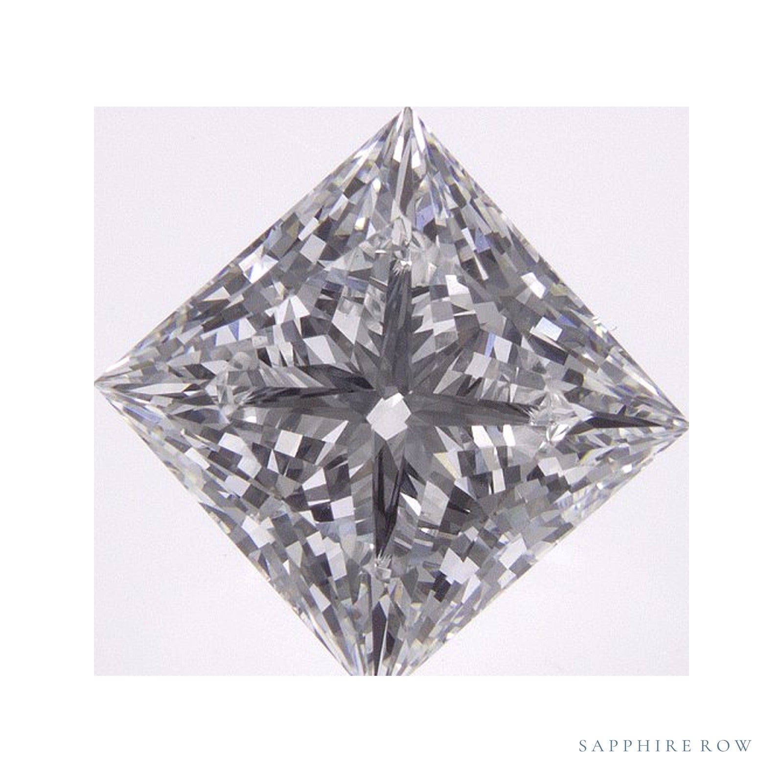 2.80 ct lab-grown diamond, square cut | Sapphire Row · cut4