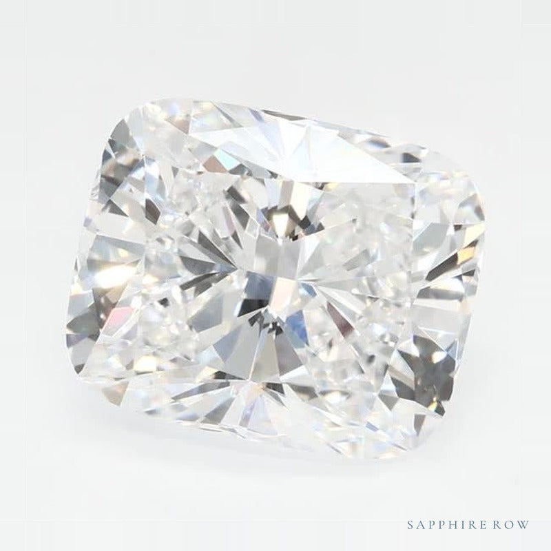 2.72 ct lab-grown diamond, elongated cushion cut | Sapphire Row · cut7