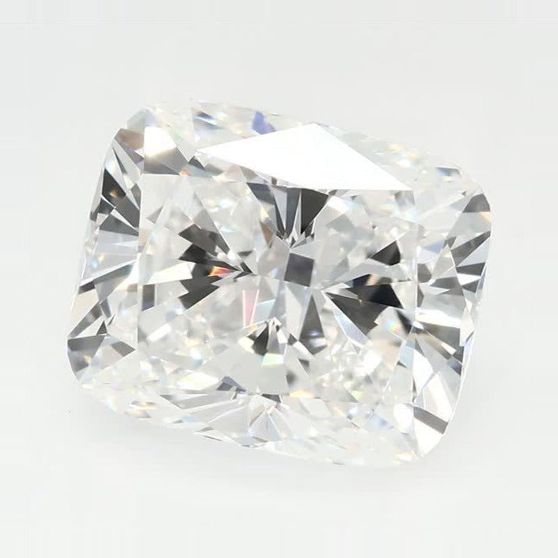 2.62 ct lab-grown diamond, elongated cushion cut | Sapphire Row · cut7