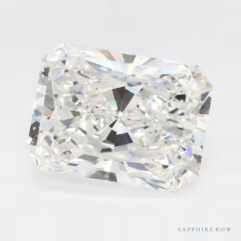 2.60 ct lab-grown diamond, radiant cut | Sapphire Row · cut6