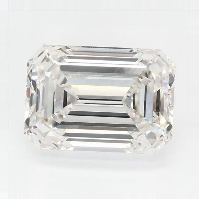 2.57 ct lab-grown diamond, emerald cut | Sapphire Row · cut7