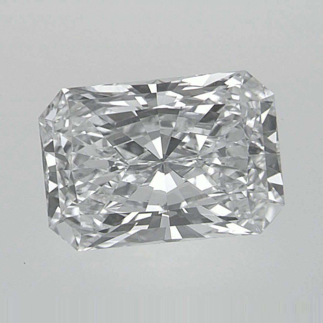 2.21 ct lab-grown diamond, radiant cut | Sapphire Row · cut7