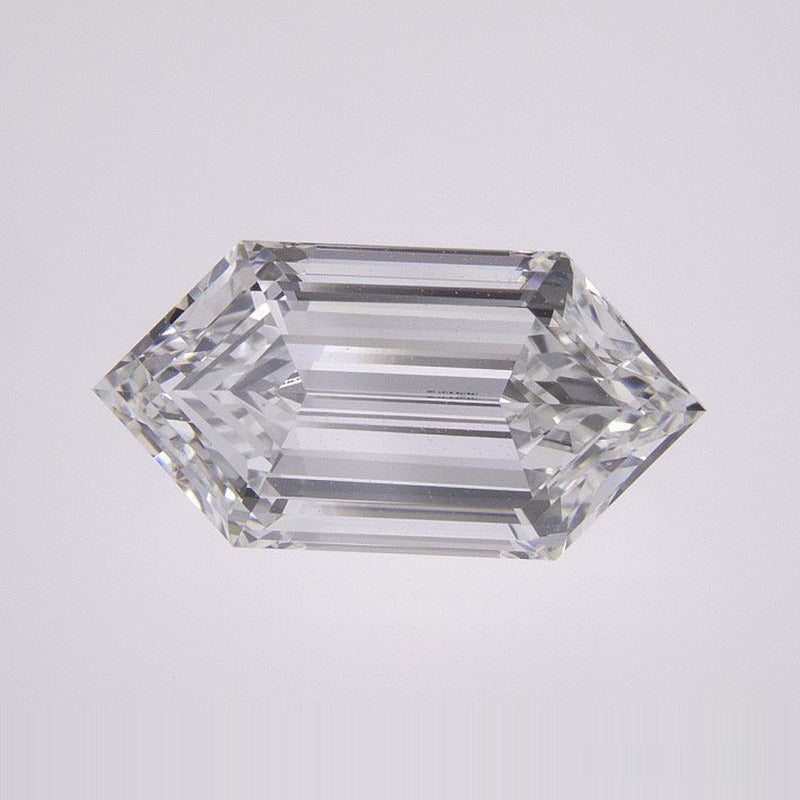 2.14 ct lab-grown diamond, elongated hexagon cut | Sapphire Row · cut7