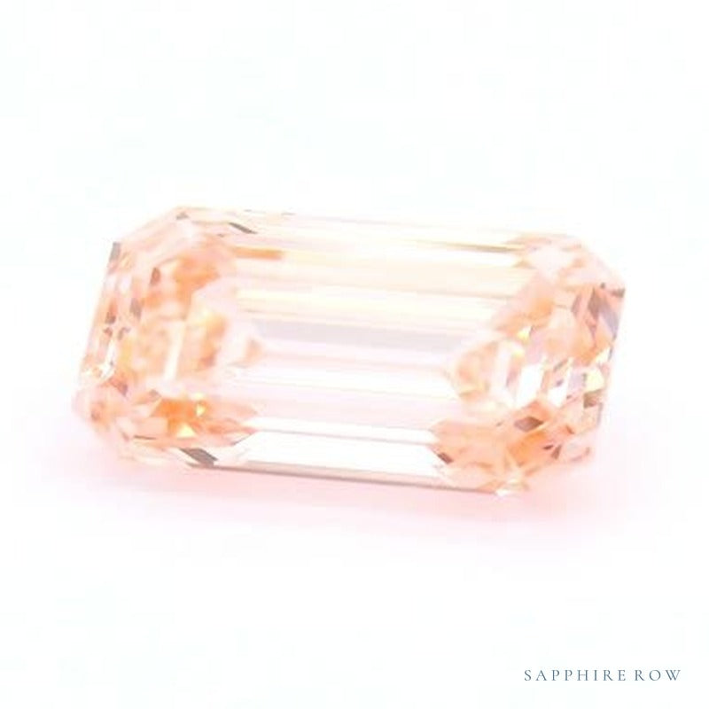 1.71 ct lab-grown fancy vivid pink diamond, emerald cut | Sapphire Row · cut6