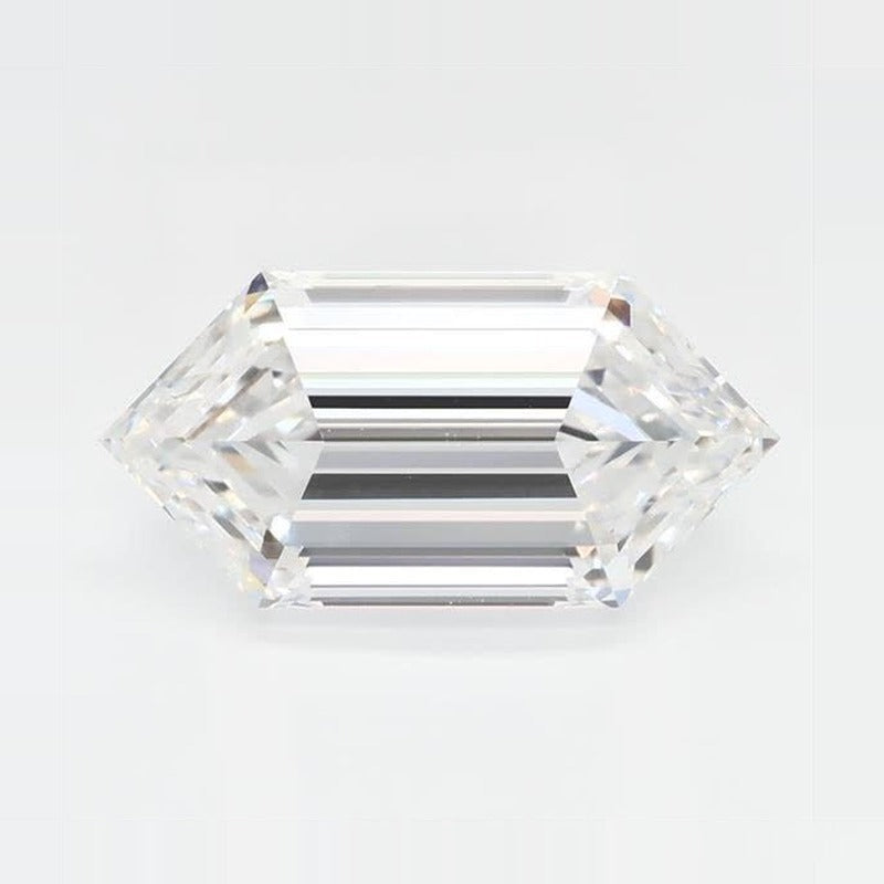 1.58 ct lab-grown diamond, elongated hexagon cut | Sapphire Row · cut7