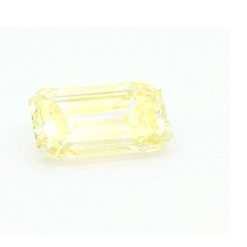 1.50 ct lab-grown fancy vivid yellow diamond, emerald cut | Sapphire Row · cut7