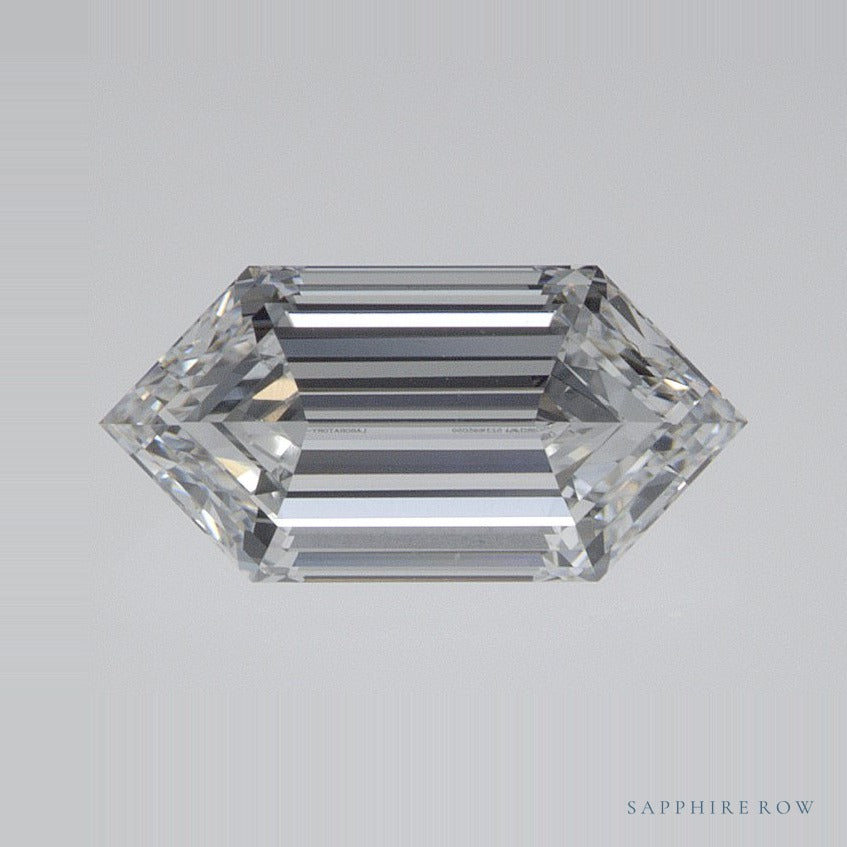1.09 ct lab-grown diamond, elongated hexagon cut | Sapphire Row · cut7