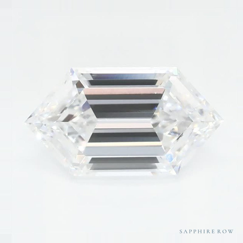 1.07 ct lab-grown diamond, elongated hexagon cut | Sapphire Row · cut7