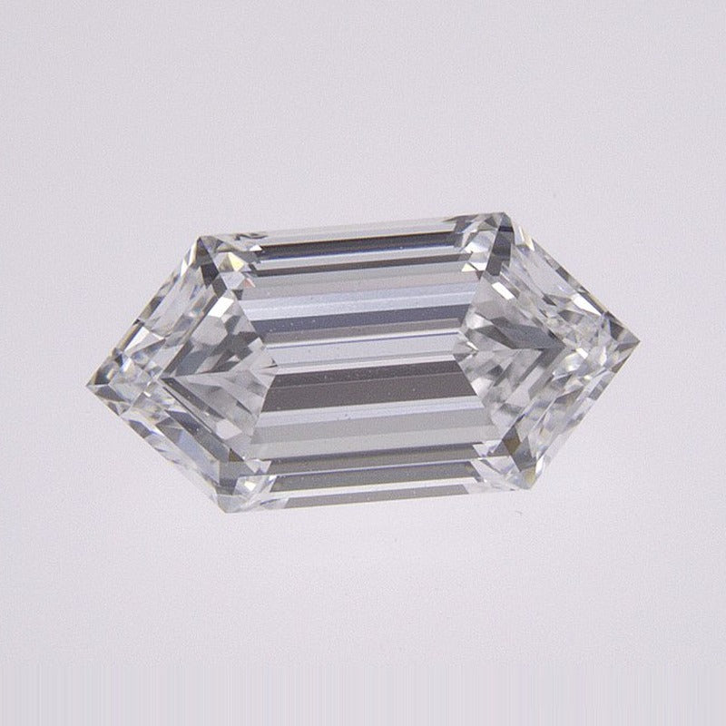 1.02 ct lab-grown diamond, elongated hexagon cut | Sapphire Row · cut7