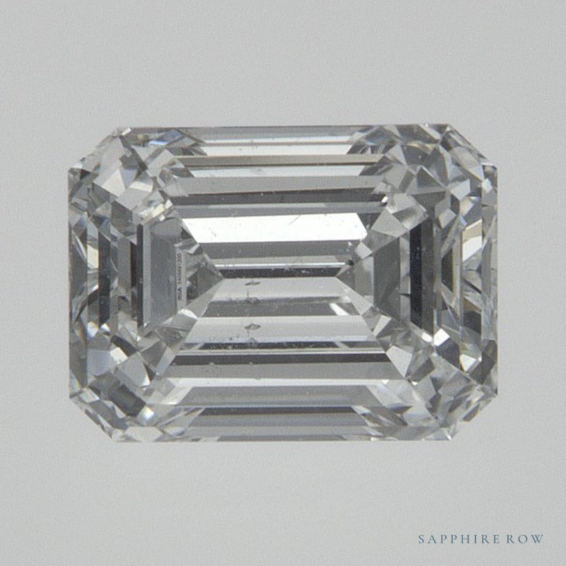 0.72 ct natural diamond, emerald cut | Sapphire Row · cut6