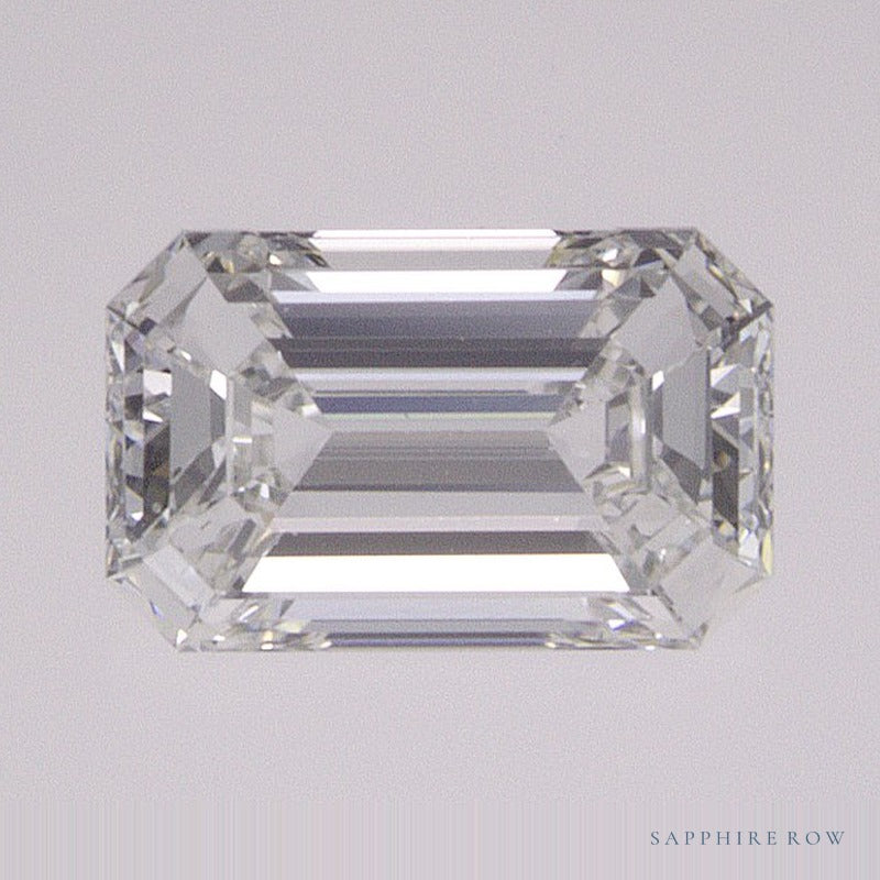 0.70 ct natural diamond, emerald cut | Sapphire Row · cut7