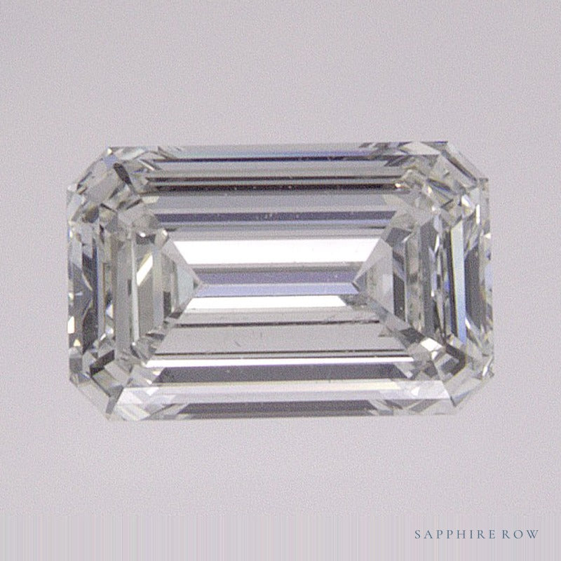 0.70 ct natural diamond, emerald cut | Sapphire Row · cut7