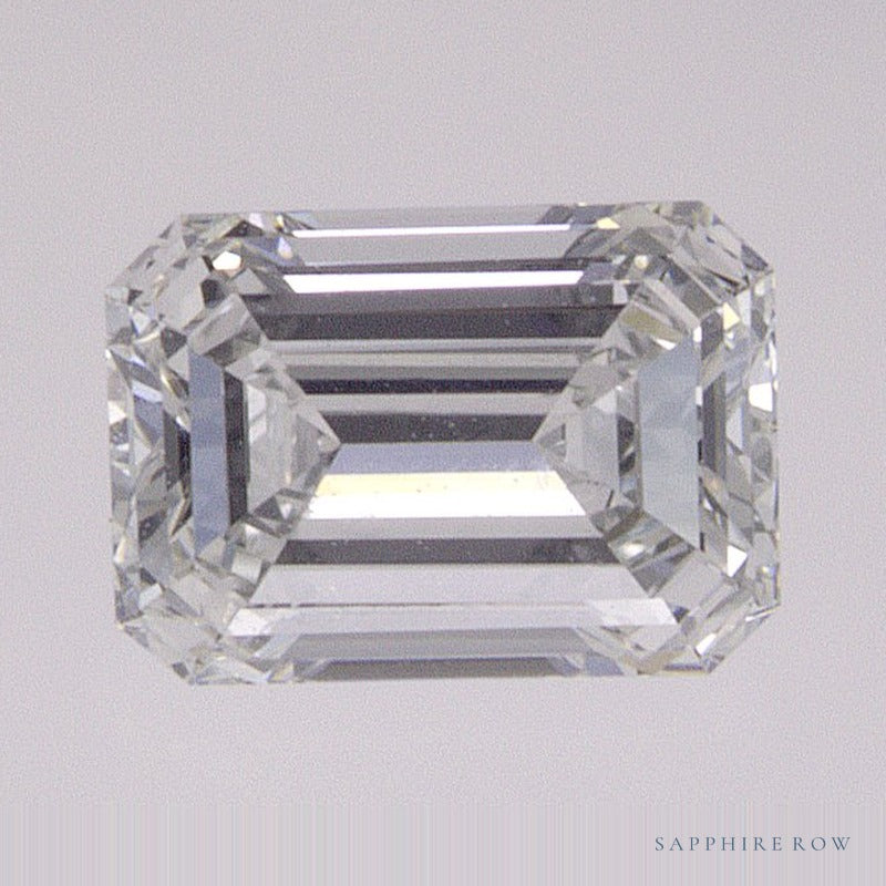 0.70 ct natural diamond, emerald cut | Sapphire Row · cut7